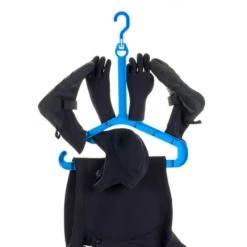 SURFLOGIC Cintre Pour Combinaison, Chaussons, Cagoule Et Gants -Magasin D'Équipement De Sports Nautiques cintre pour combinaison chaussons cagoule et gants 2
